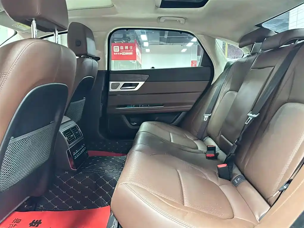 Jaguar XFL 2019 XFL 2.0T 250PS Luxury
