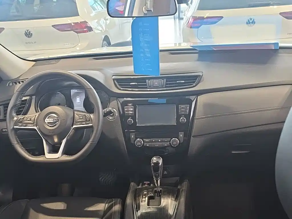 Nissan X-Trail — миниатюра 8