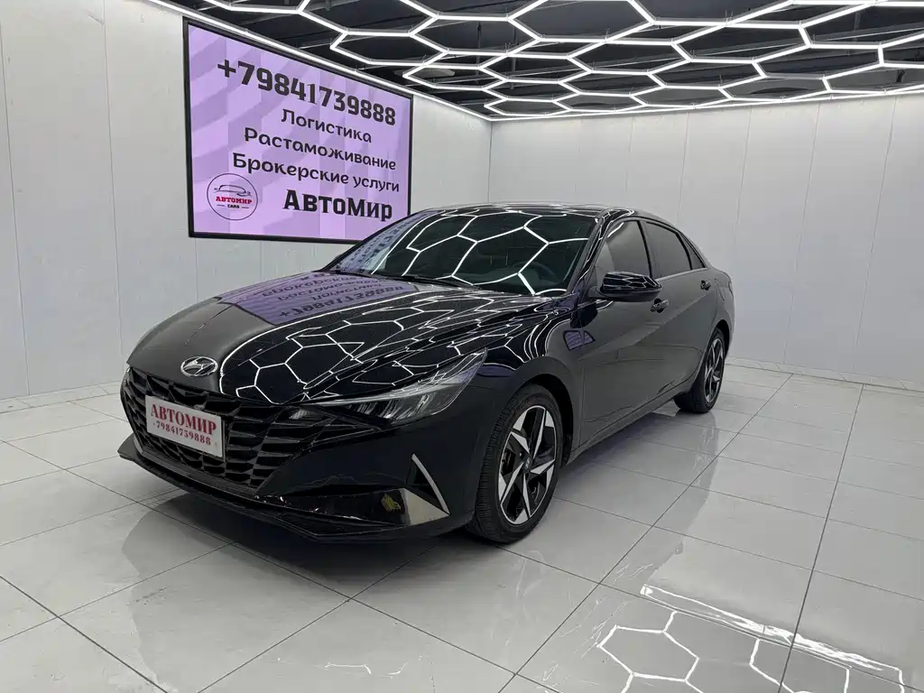 Hyundai Elantra 2022