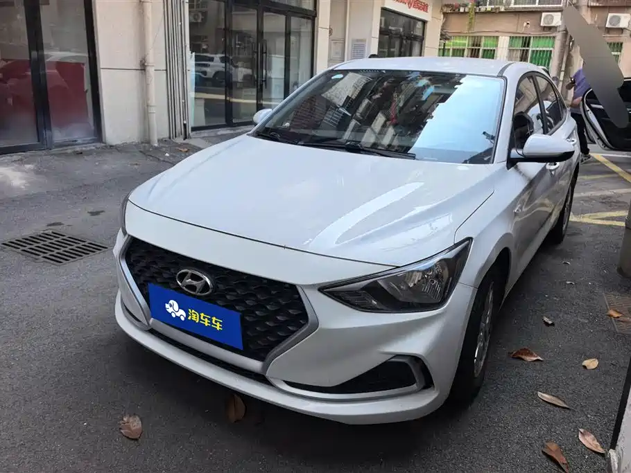 Hyundai Elantra 2020