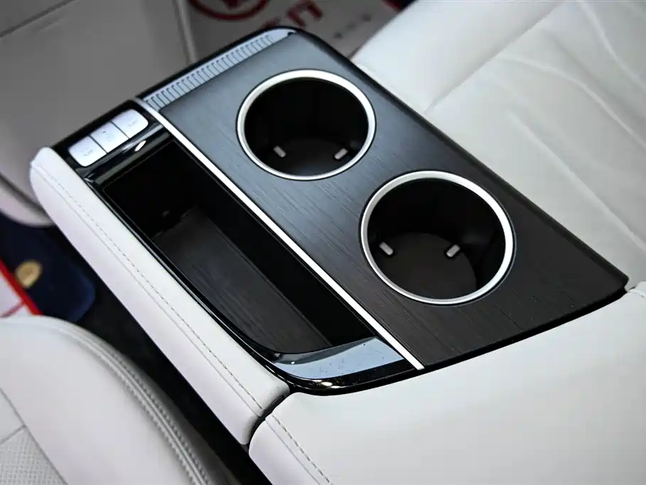 BUICK GL8 NEW ENERGY