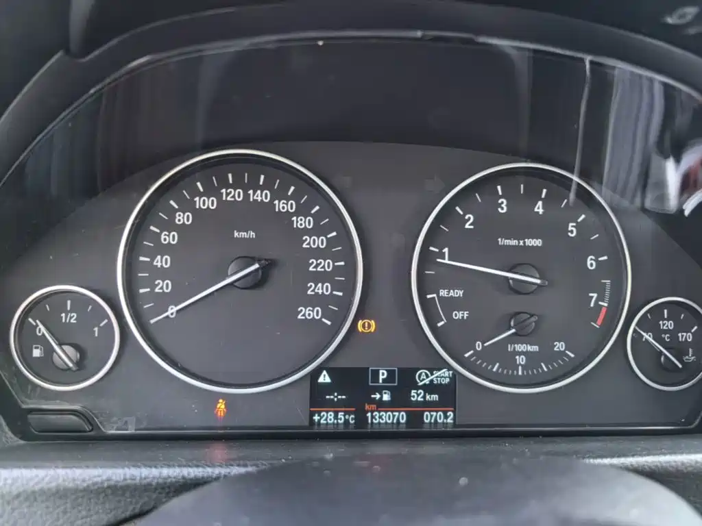 BMW 3 Series — миниатюра 12