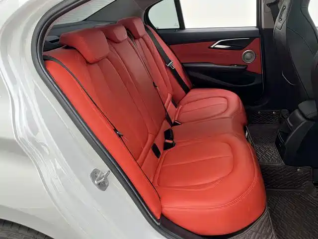 BMW 1 Series — миниатюра 17