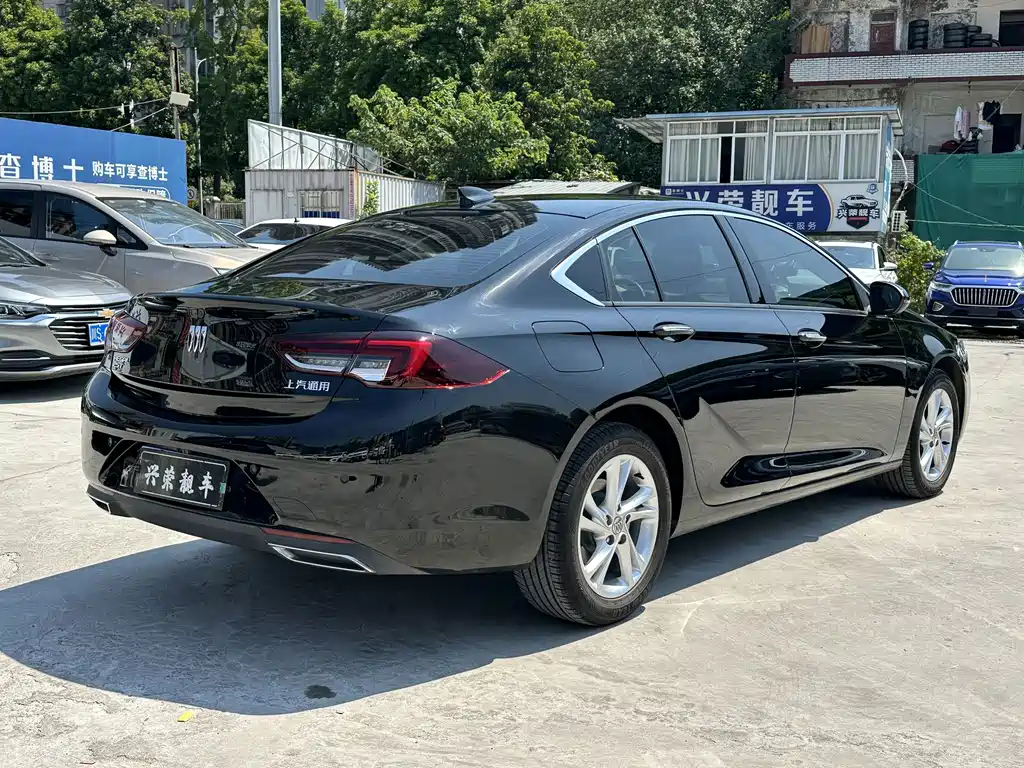 Buick Regal — миниатюра 6