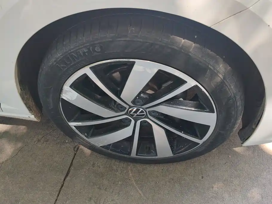 Volkswagen Sagitar — миниатюра 6