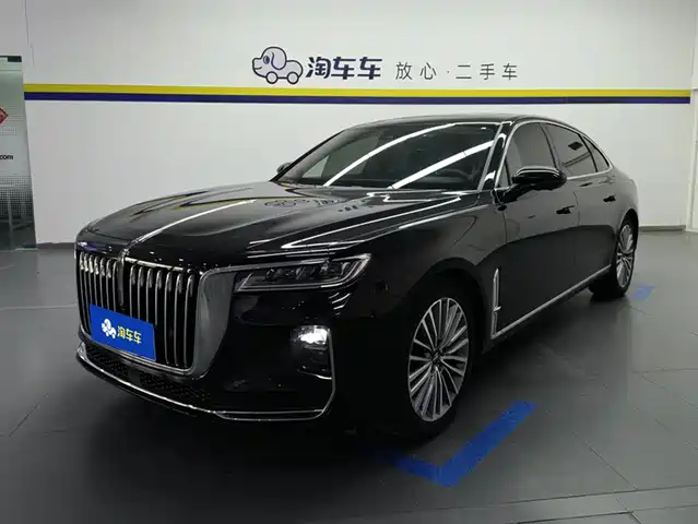 RED FLAG HONGQI H9 2022