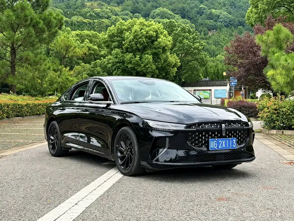 Lincoln Z — миниатюра 3