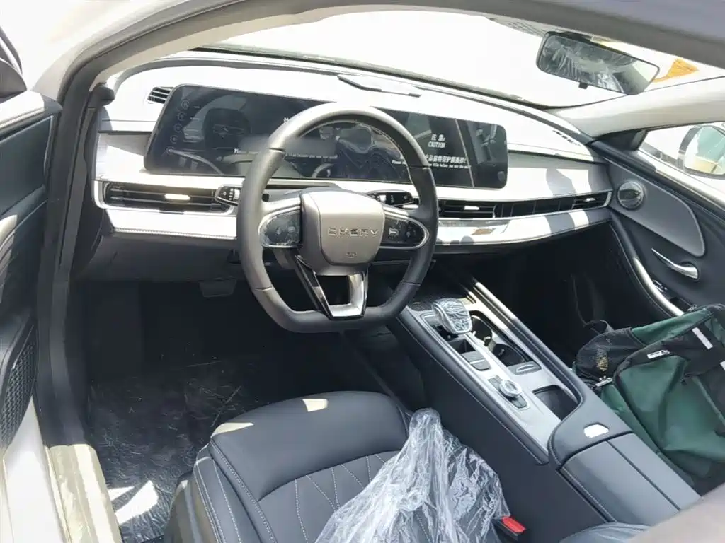 Chery Arrizo 8 8 2025 1.6T DCT