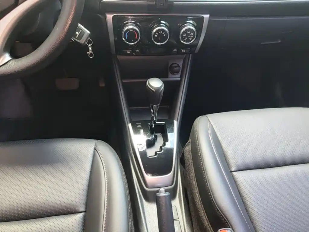 Toyota Yaris L — миниатюра 14