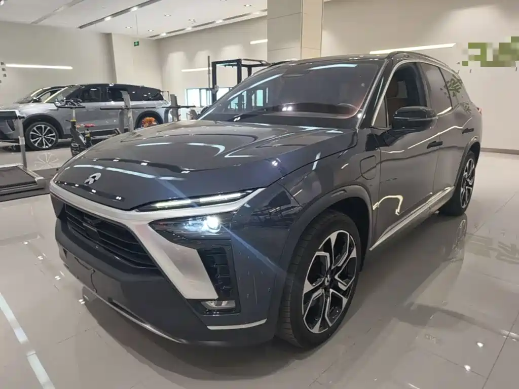 NIO ES8