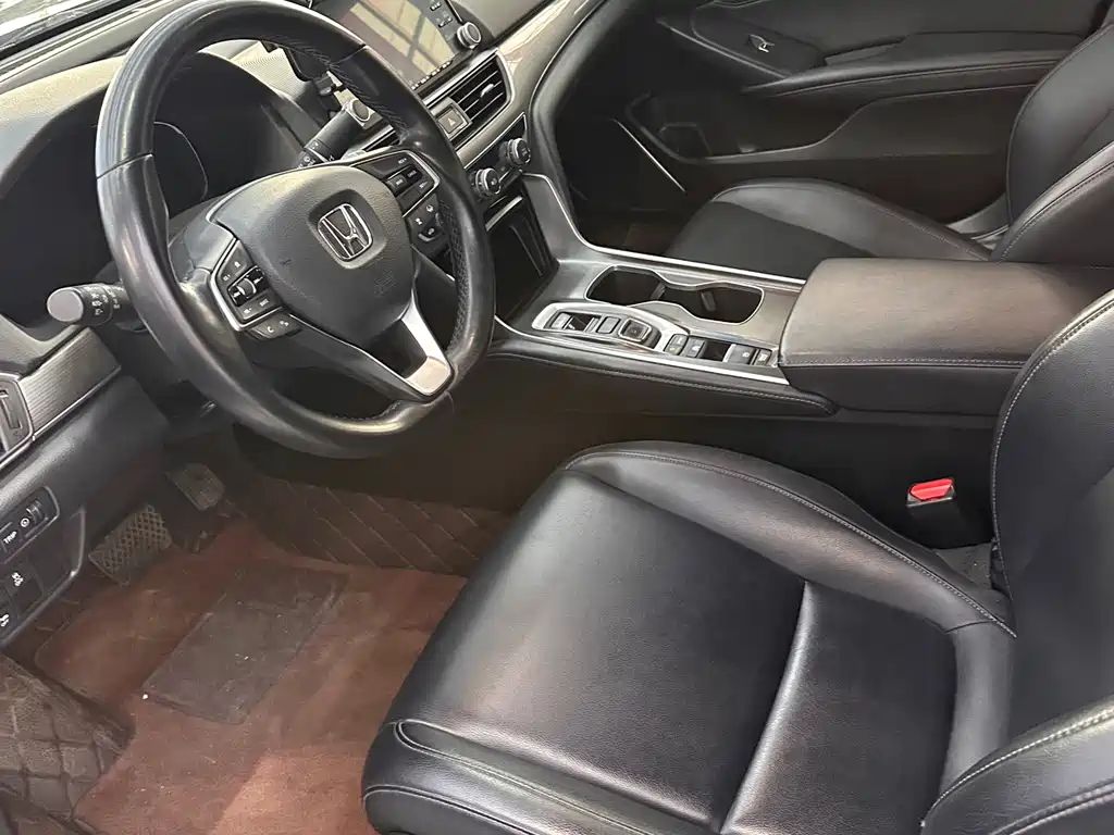 Honda Accord - фото 4
