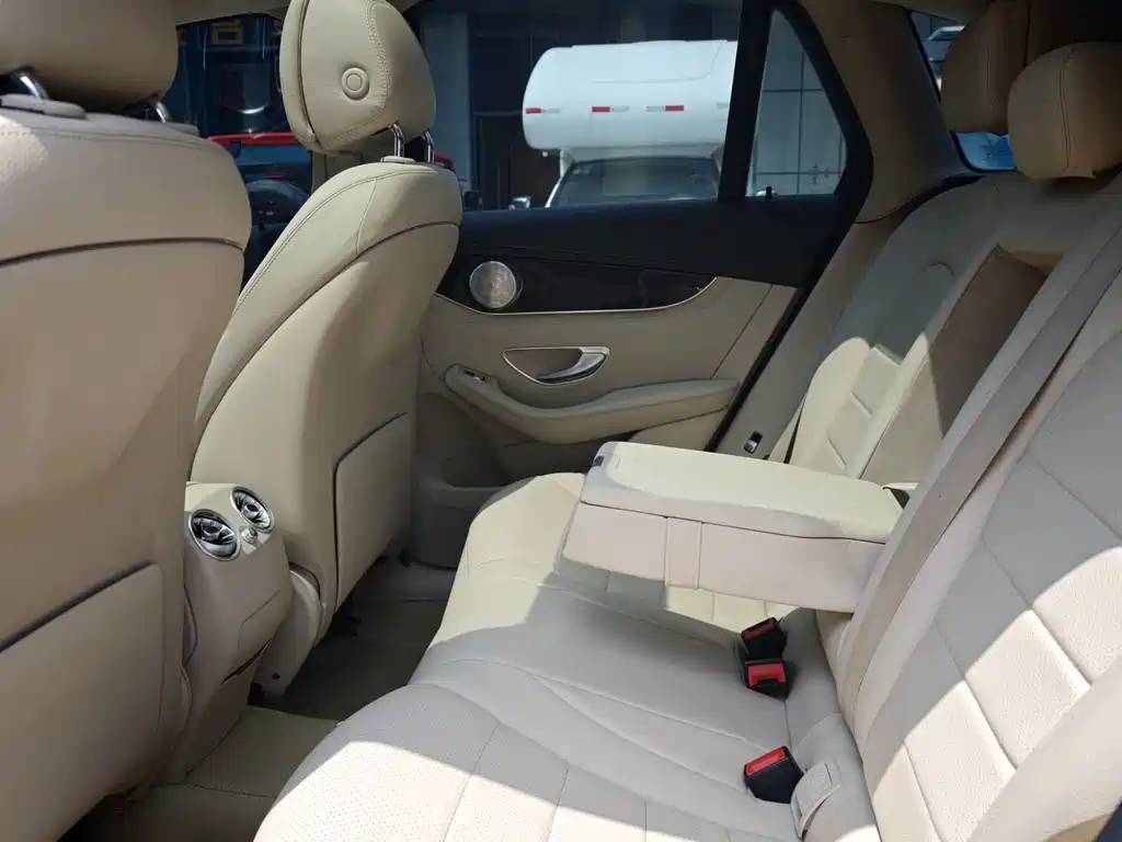 Mercedes-Benz GLC — миниатюра 9