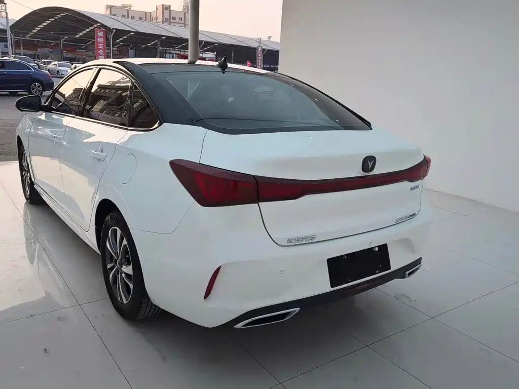 Changan Eado — миниатюра 11