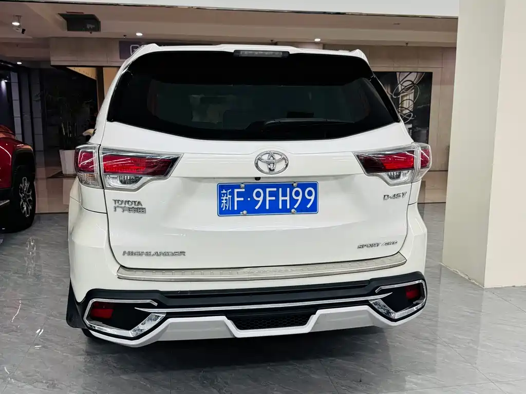 Toyota Highlander — миниатюра 5