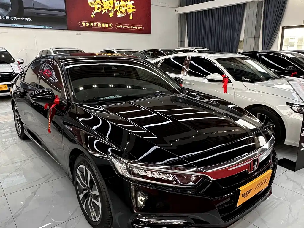 Honda Accord - фото 12