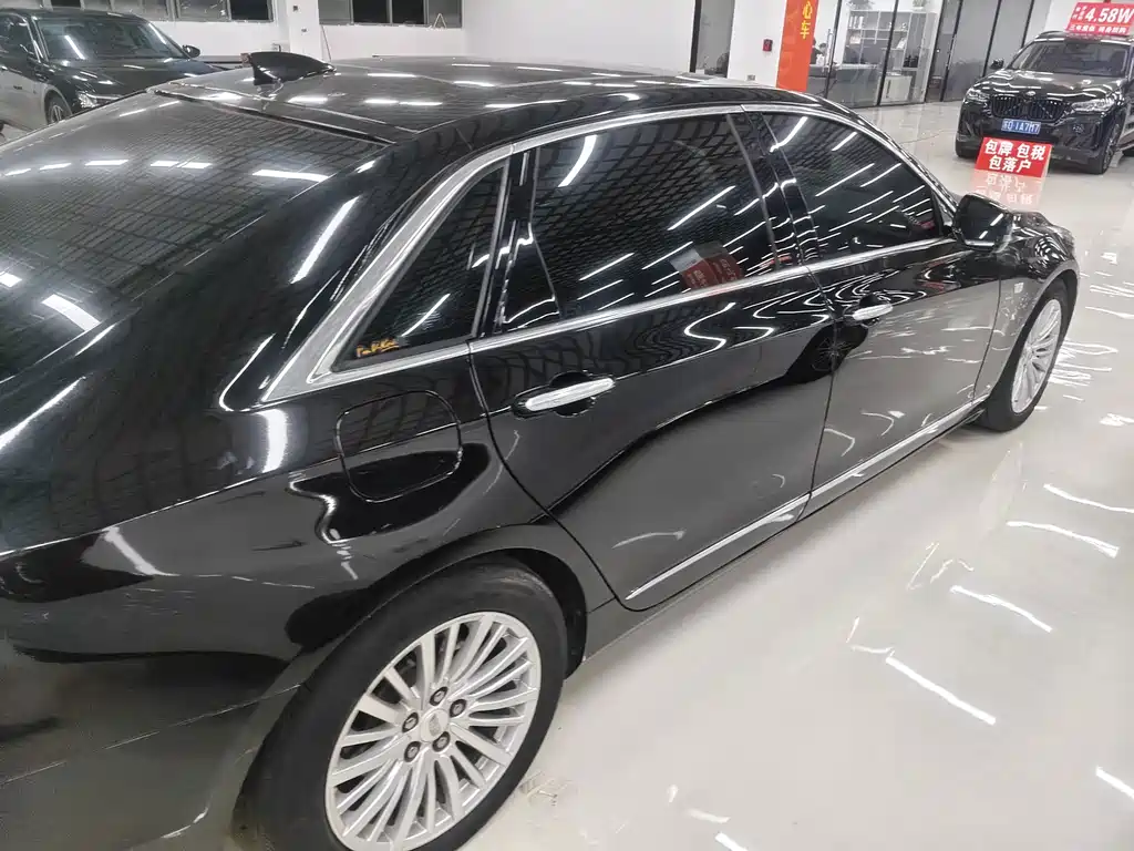Cadillac XT6 — миниатюра 4