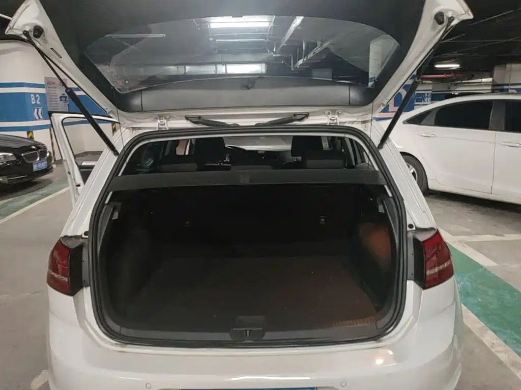 Volkswagen Golf — миниатюра 15