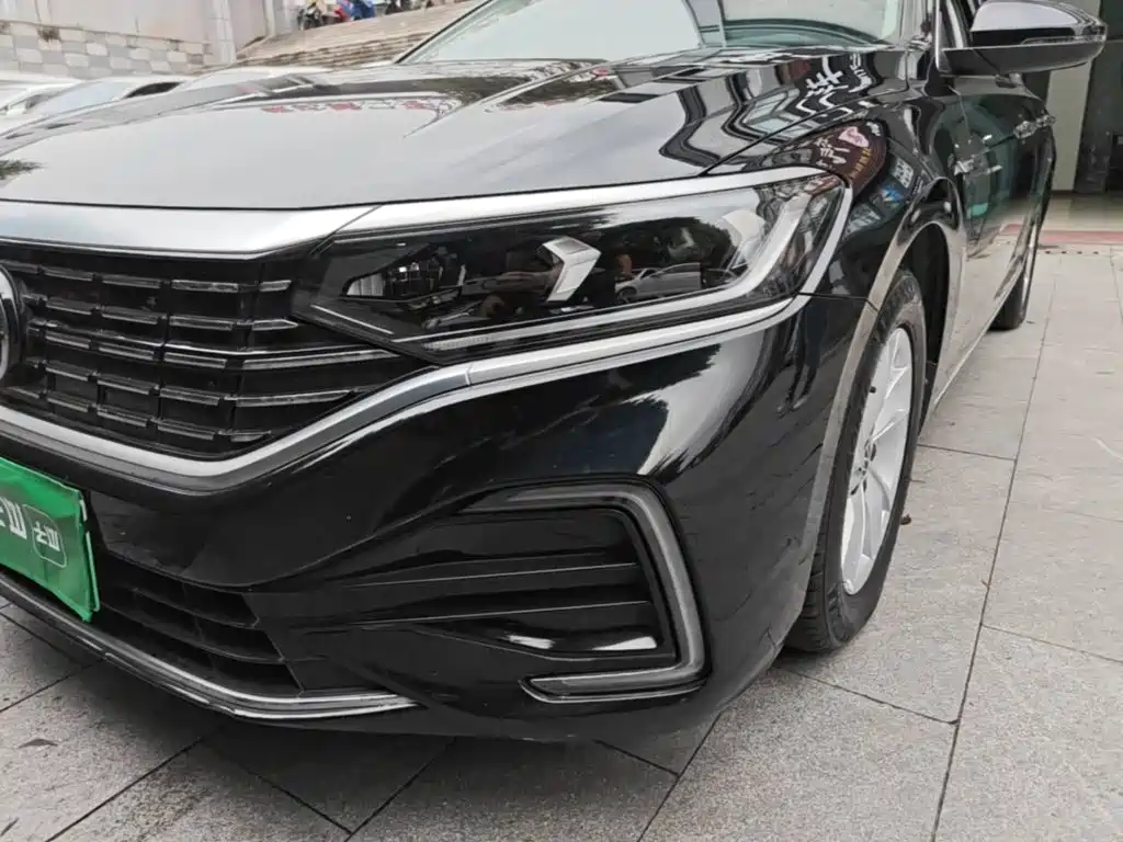 Volkswagen Passat PHEV — миниатюра 24