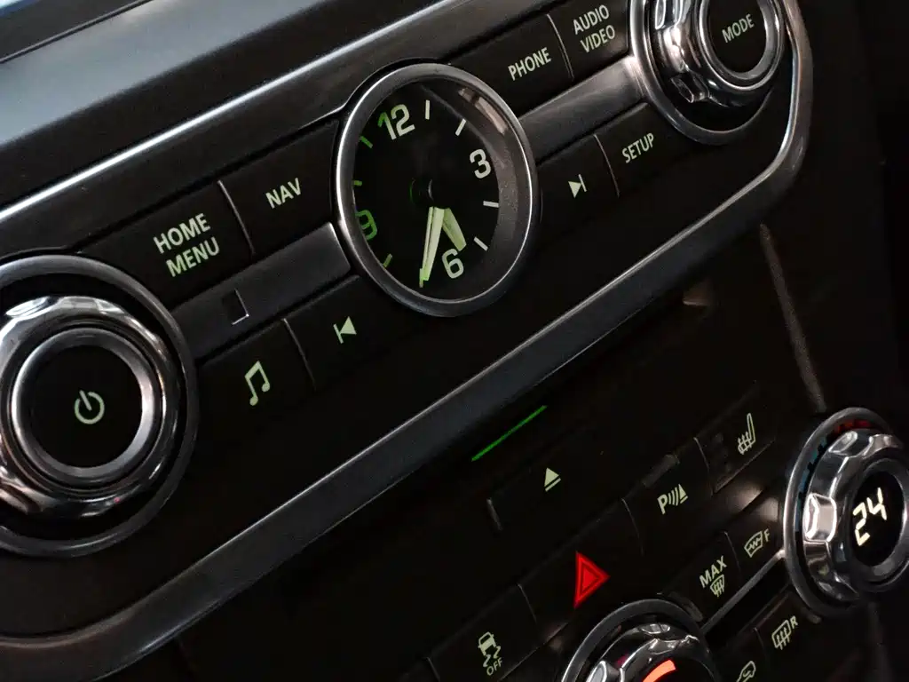 Land Rover Discovery — миниатюра 29