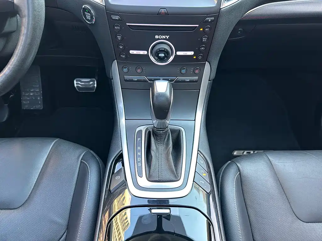 Ford Edge — миниатюра 22