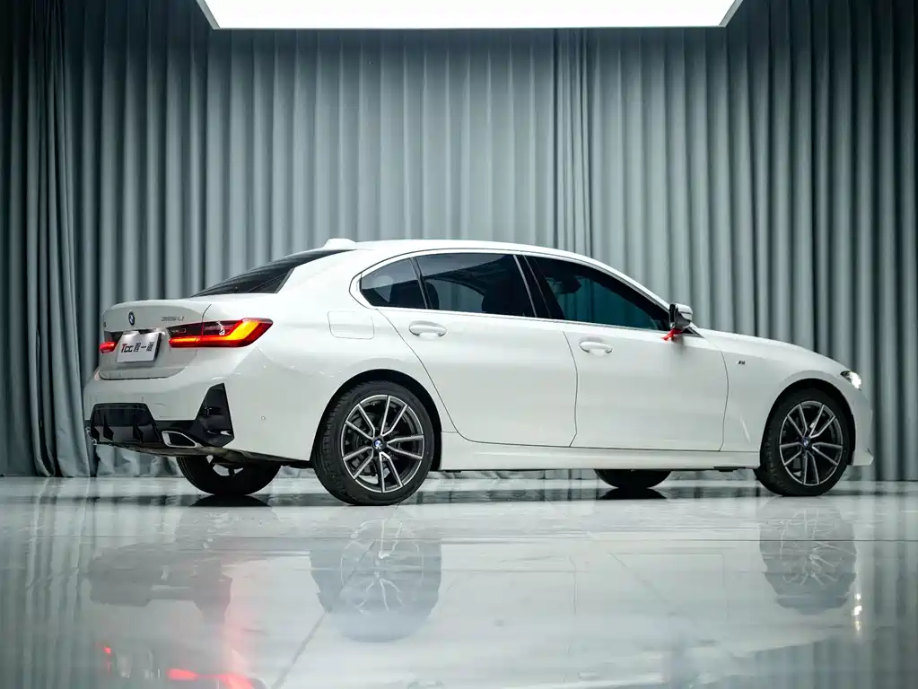 BMW 3 Series — миниатюра 9