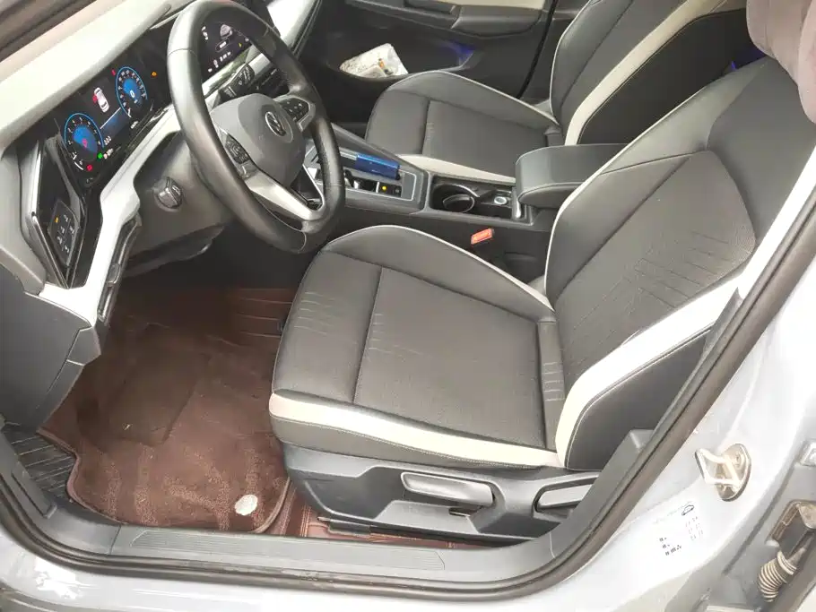 Volkswagen Golf — миниатюра 9