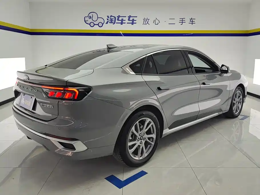 Ford Mondeo — миниатюра 3