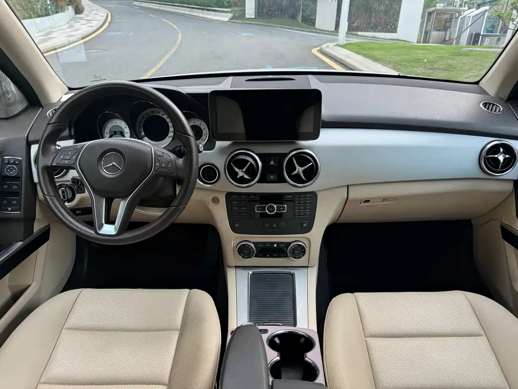 Mercedes-Benz GLK 2013 GLK 300 4MATIC