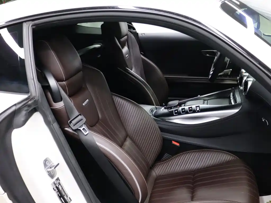 Mercedes-Benz AMG GT — миниатюра 18