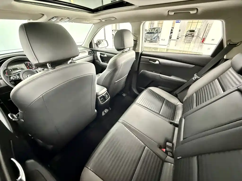 Kia Sportage — миниатюра 11