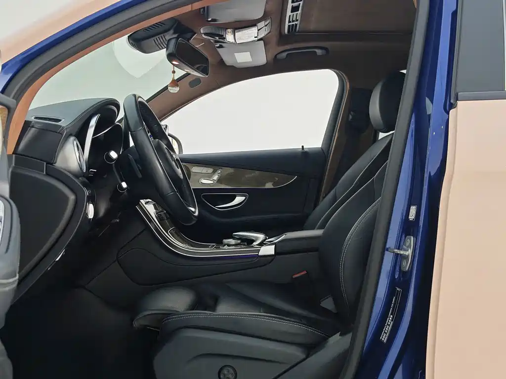 Mercedes-Benz GLC Coupe — миниатюра 7