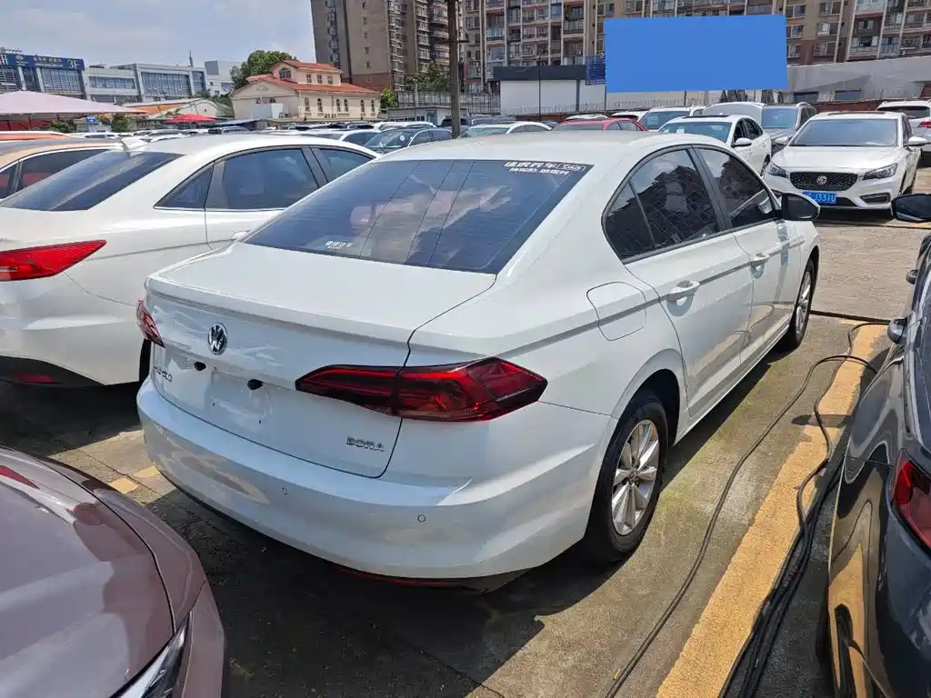 Volkswagen Bora — миниатюра 16