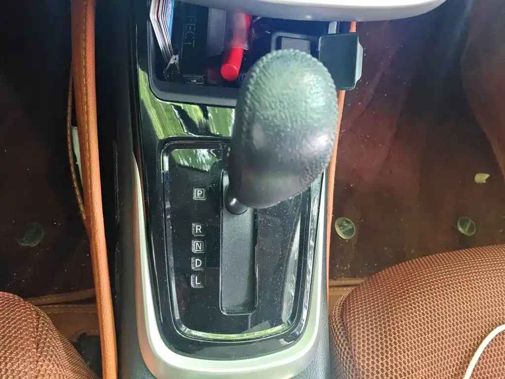 Nissan Tiida — миниатюра 15
