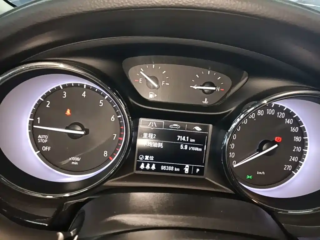 Buick Verano — миниатюра 12