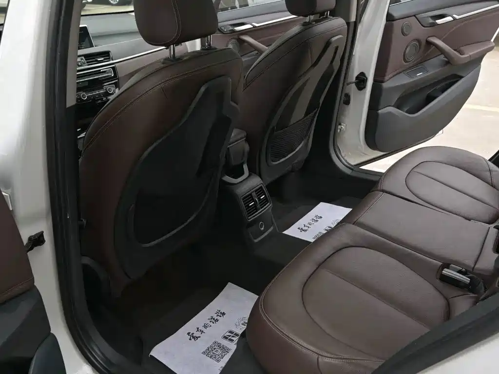 BMW X1 — миниатюра 8