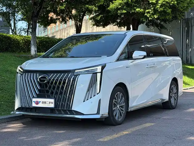 GAC Trumpchi 传祺M8
