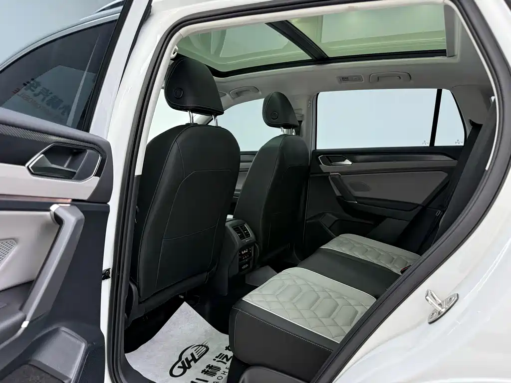 Volkswagen Tayron — миниатюра 7