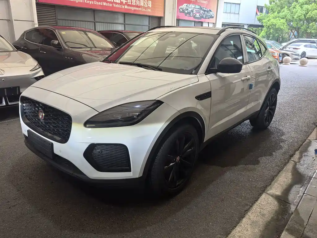 Jaguar E-PACE