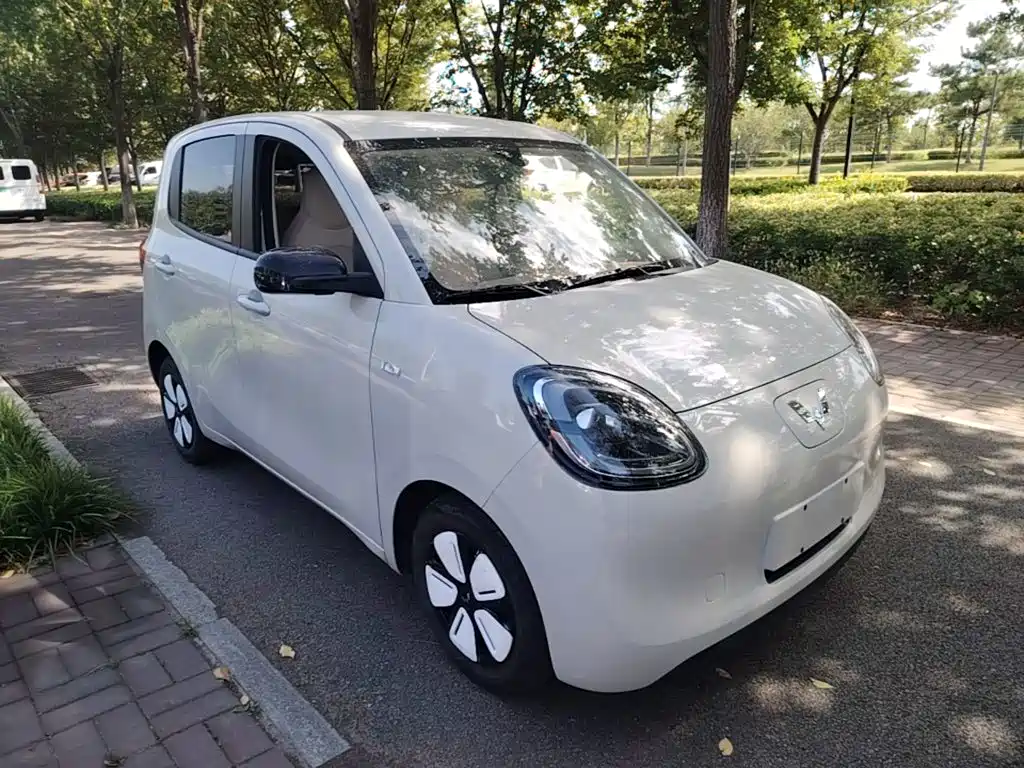 Wuling MINIEV — миниатюра 4