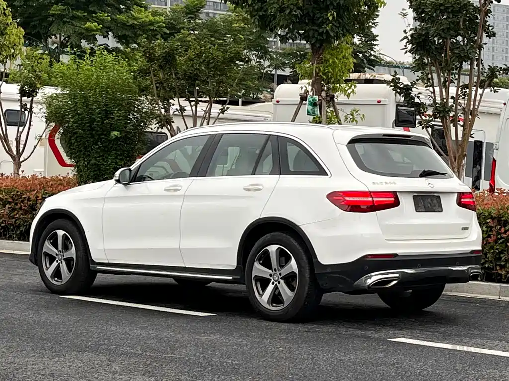 Mercedes-Benz GLC 2016 GLC 300 4MATIC