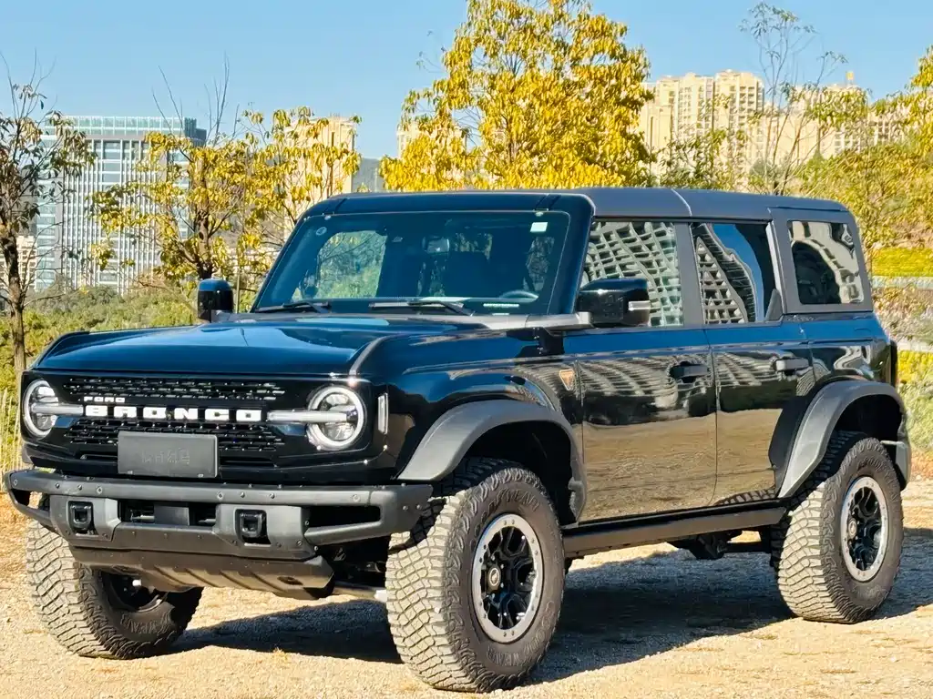 Ford Bronco 2025
