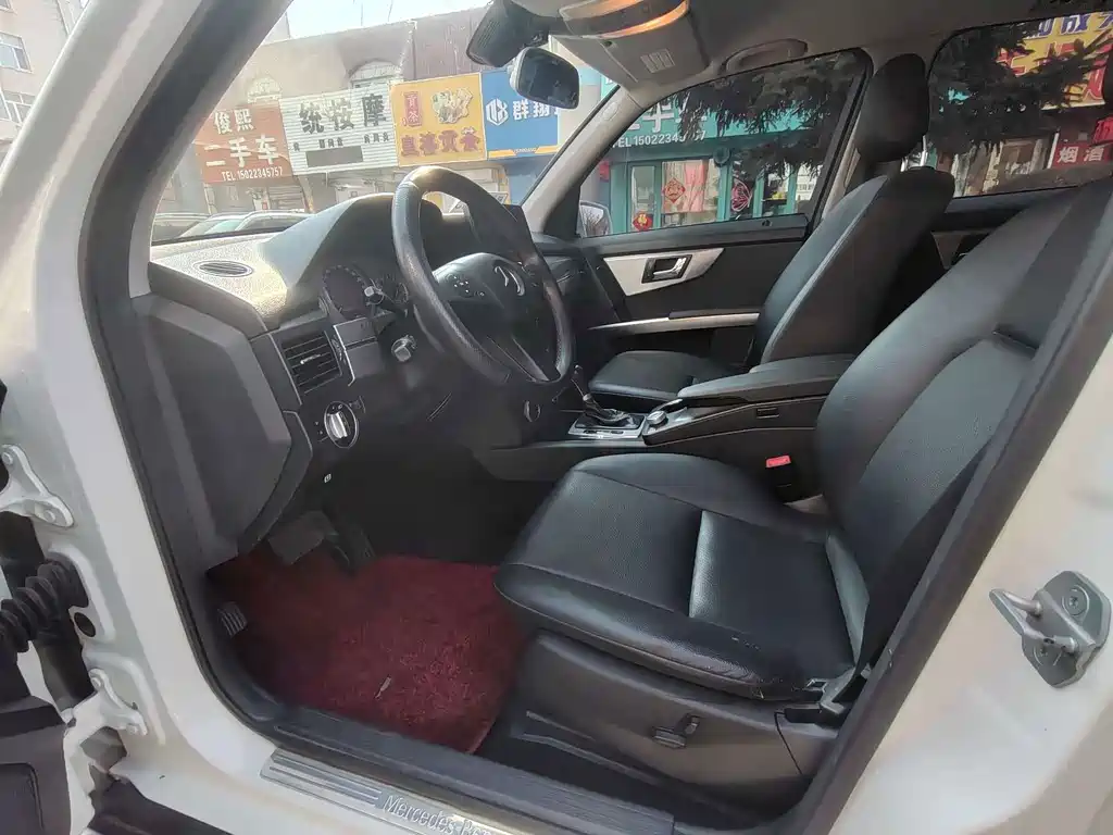 Mercedes-Benz GLK-Class (Import) — миниатюра 9