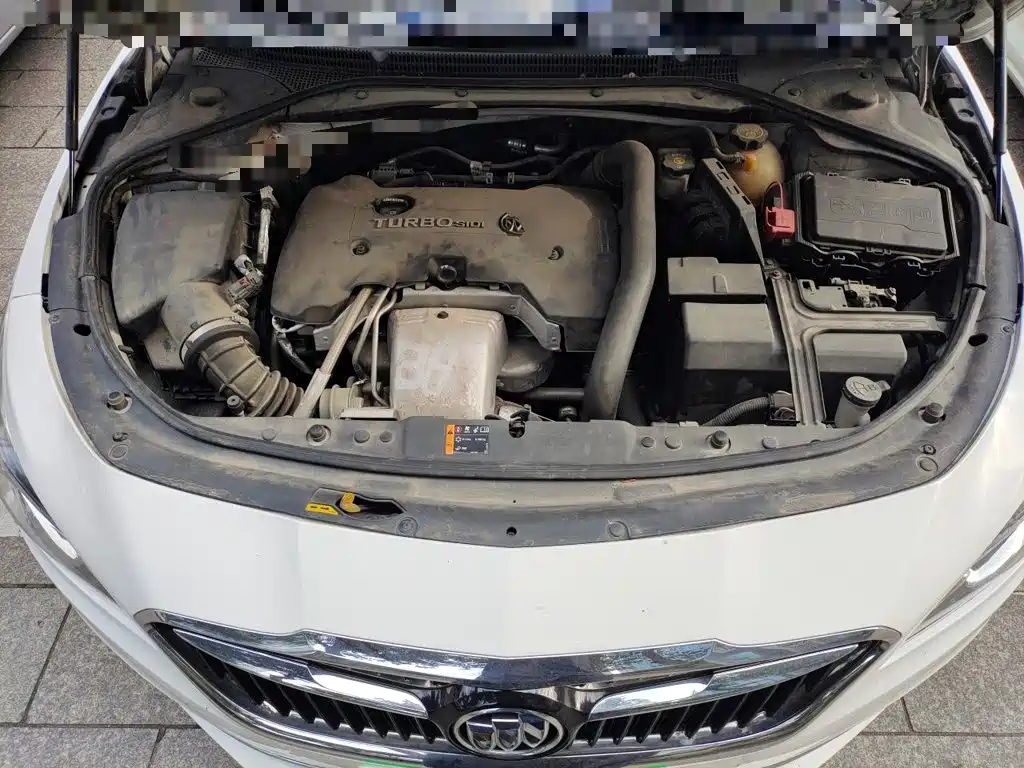 Buick LaCrosse — миниатюра 21
