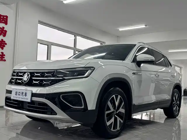 Volkswagen Tharu