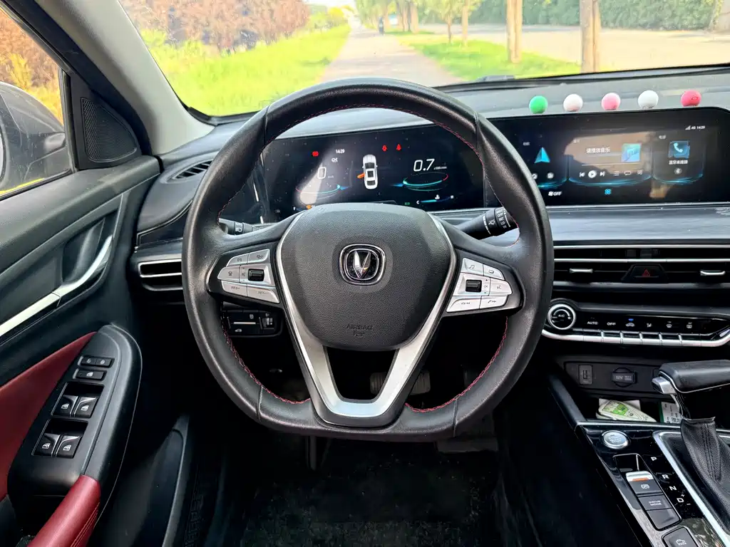 Changan Eado — миниатюра 7