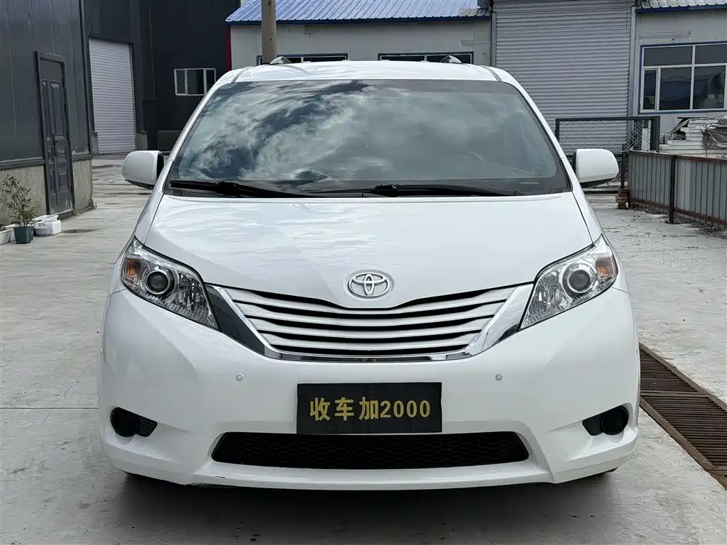Toyota Sienna 2017