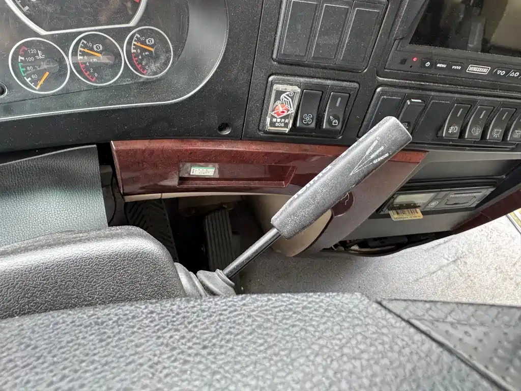 YUTONG BUS YUTONG T7