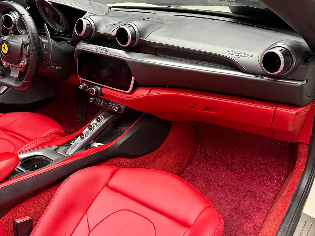 Ferrari Portofino — миниатюра 10