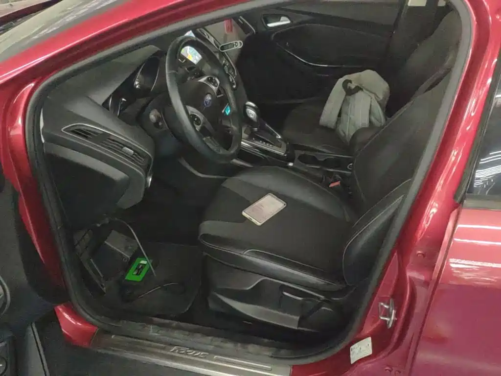 Ford Focus — миниатюра 15