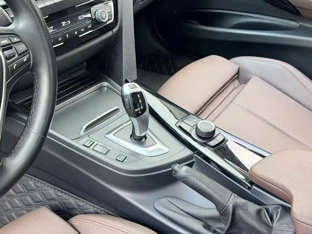 BMW 3 Series — миниатюра 16